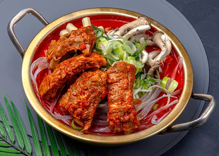 김치를 넣고 끓인 전골 촬영 예시